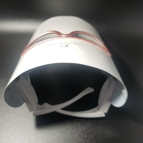 YouthLab Auralight Three-Color Light Face Mask - Picture 10 of 11